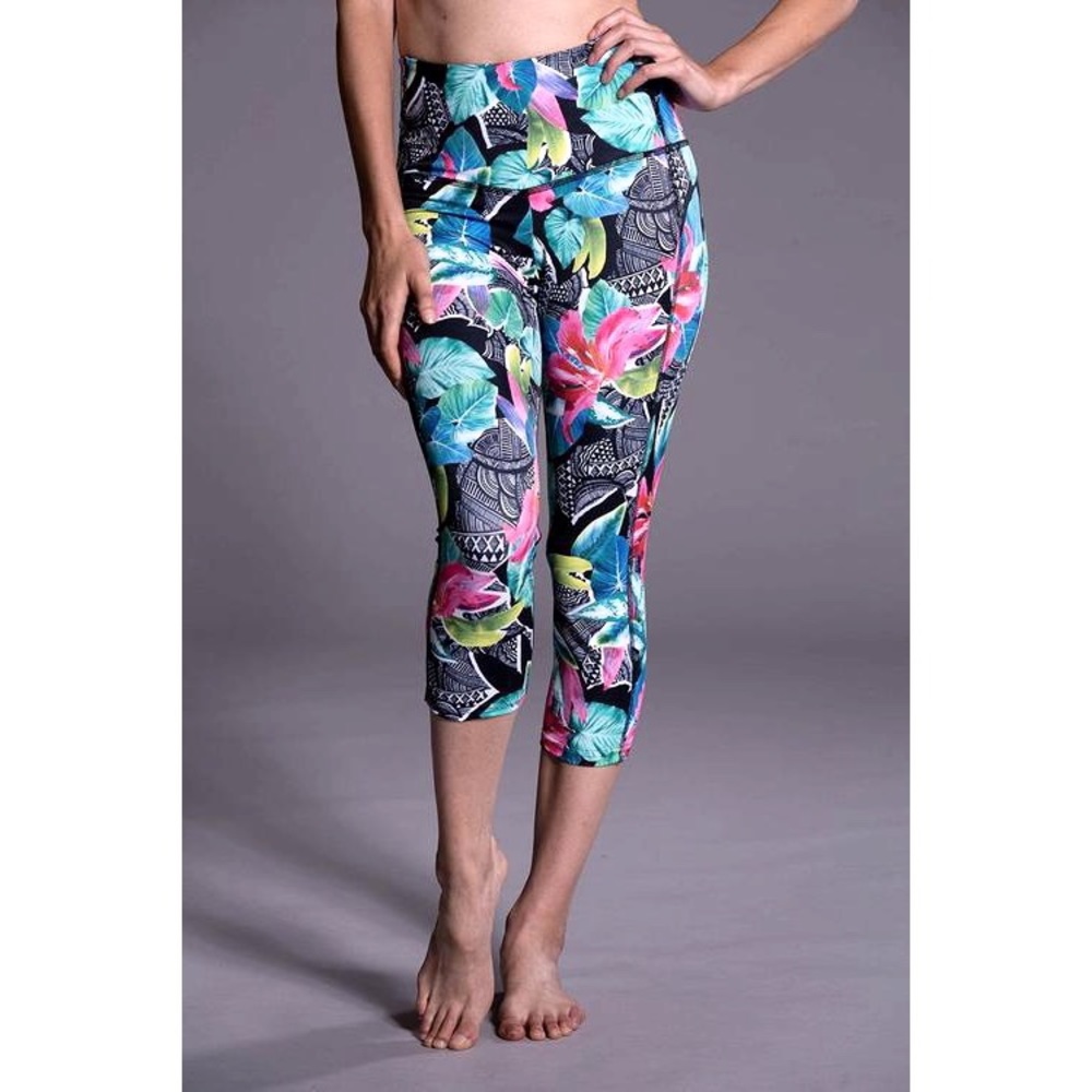 Onzie Aloha Tropical Print Crop Leggings